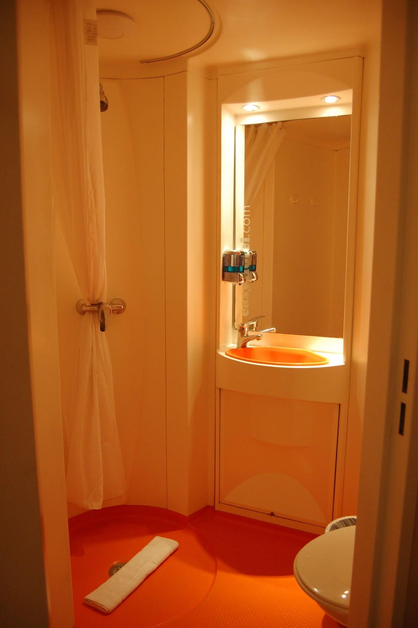 Easyhotel South Kensington Λονδίνο Εξωτερικό φωτογραφία