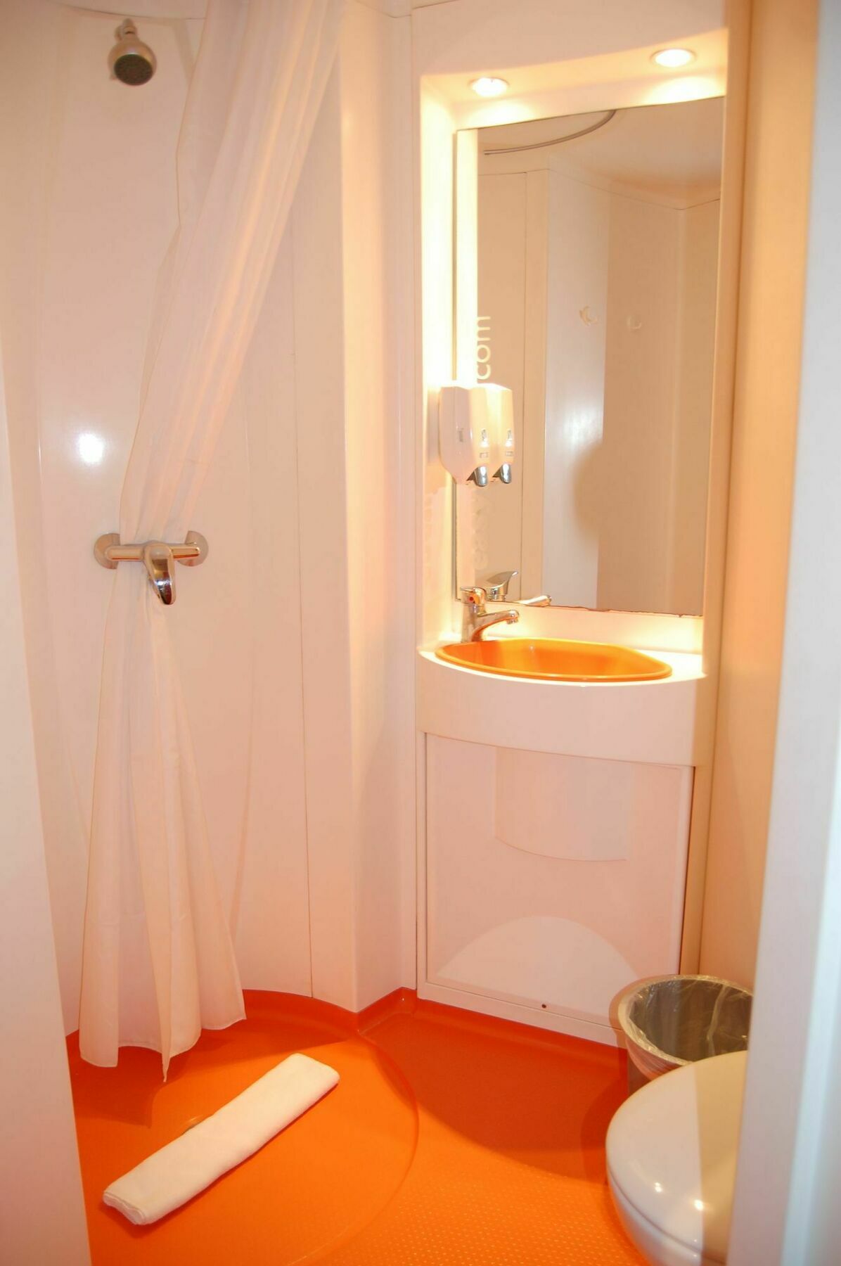 Easyhotel South Kensington Λονδίνο Εξωτερικό φωτογραφία